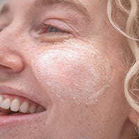 PREBIOTIC CLARIFYING MOISTURIZER